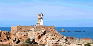 La restauration du chemin du Phare du Paon